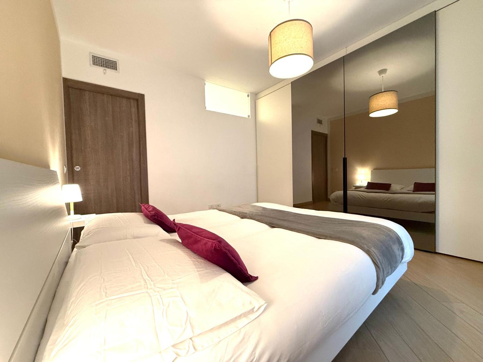 Comecasa Modern Apartment In Historical Centre Asti Ngoại thất bức ảnh